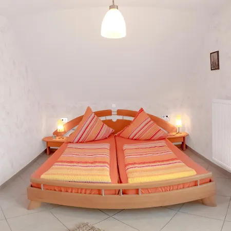 / Christ Apartment *